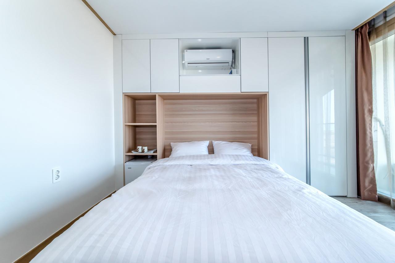 Go To Bed Resort Seogwipo Bagian luar foto